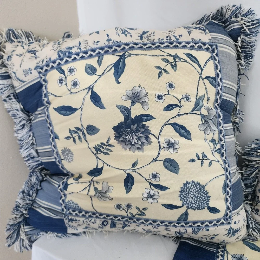 Williamsburg Waverly Set Of 2 Throw Pillows And 2 King Pillow Shams Blue Cottage